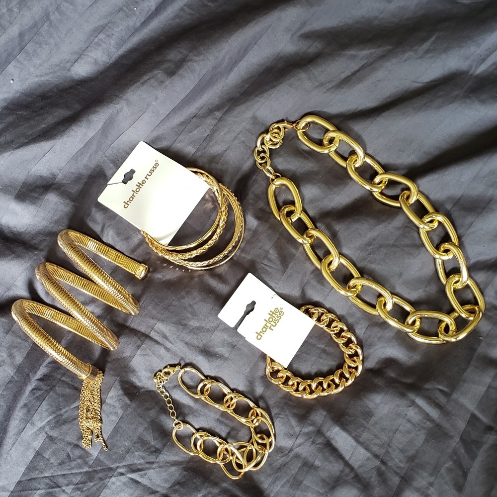 ⛔️Gone to Goodwill!⛔️ Jewelry Bundle - Picture 1 of 6
